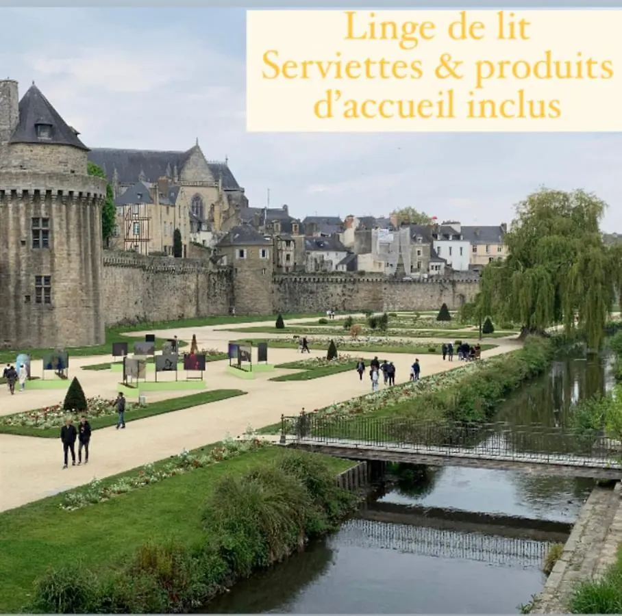 Bright Apt With Balcony For 4 People In Vannes! Apartment France